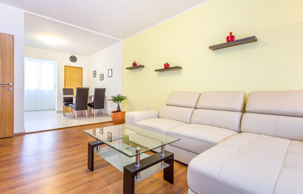 Penthouse Castropola Διαμέρισμα Δωμάτιο φωτογραφία