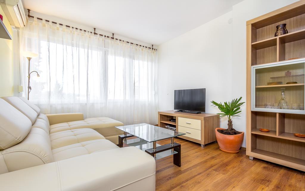 Penthouse Castropola Διαμέρισμα Δωμάτιο φωτογραφία